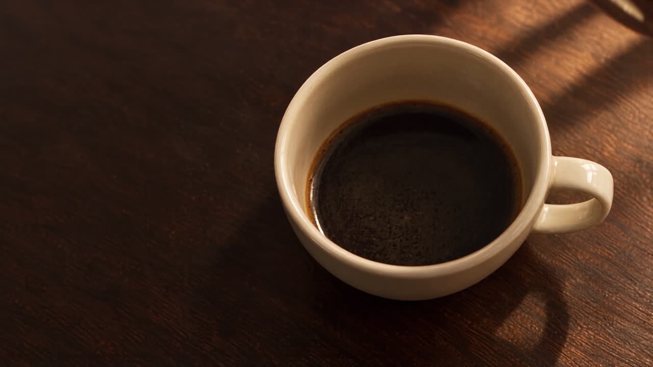 Koffiebeeld uit het websiteontwerp voor Momentum in Deventer